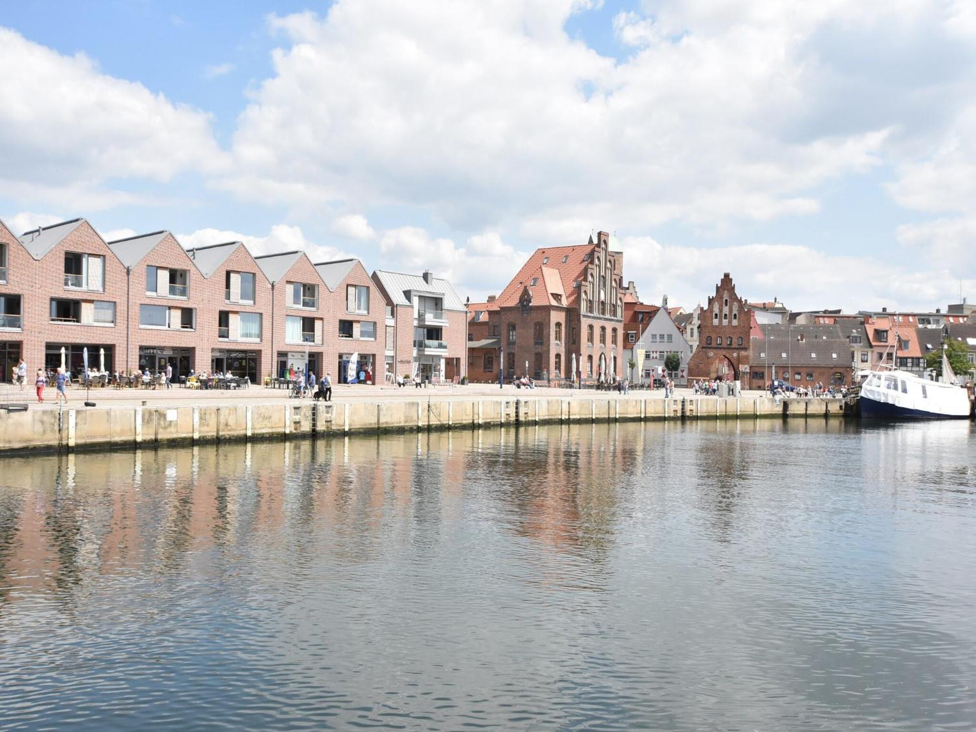 Cozy Apartment In Barnekow With Private Terrace Eksteriør billede